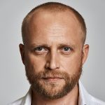 piotr adamczyk