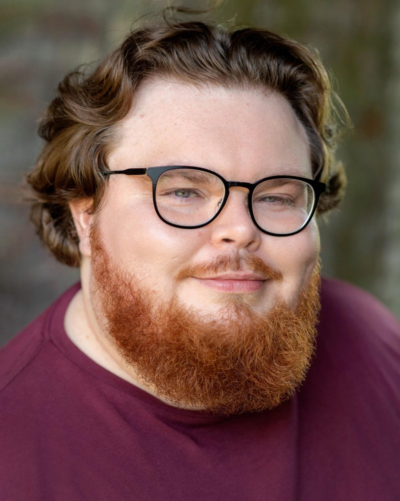 Tom Lowes